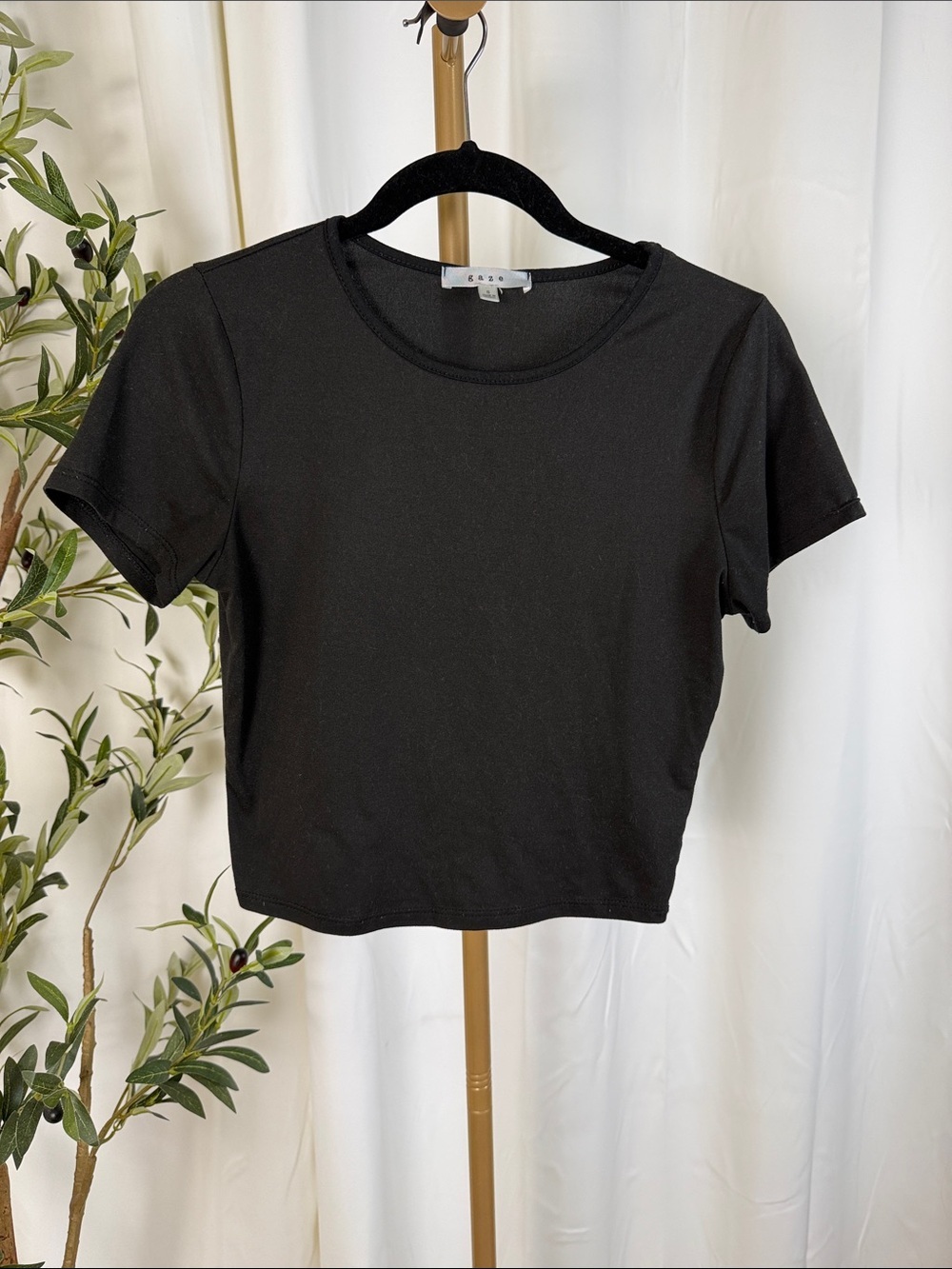 Gaze Classic Black Short Sleeve Crop Top Tee Sz S (T2)